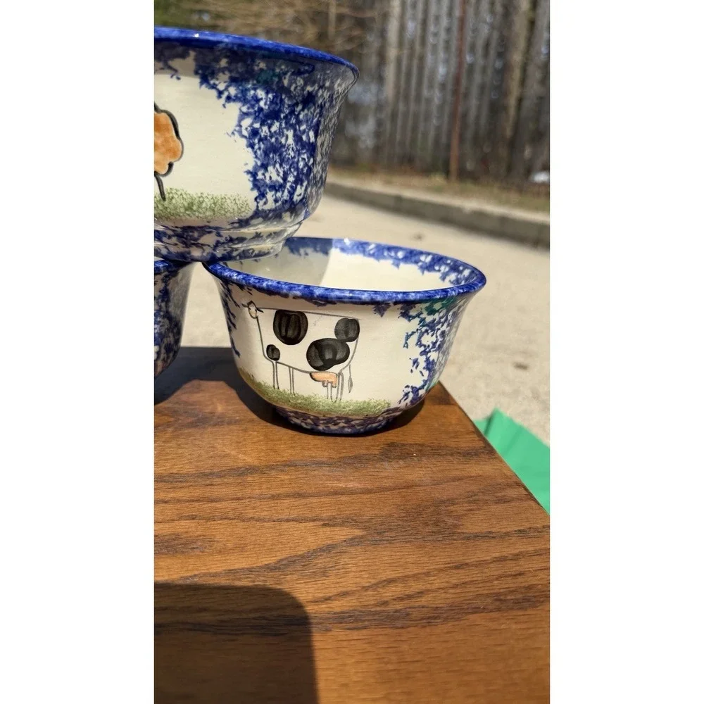 Set of 4 Blue Spongeware Farm Animal Bowls Rustic Pottery Cups‎